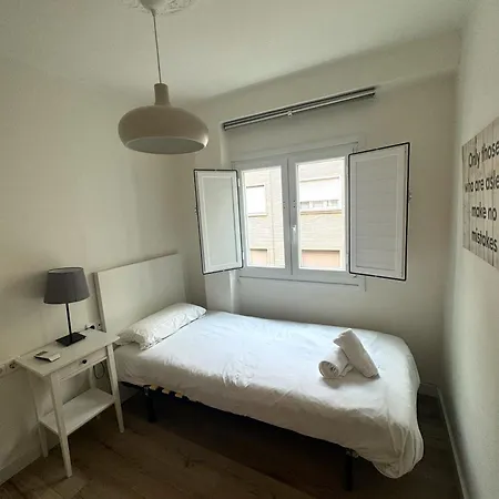 Loira La Via, Encanto En Zona Residencial Апартаменты *