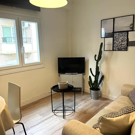 Loira La Via, Encanto En Zona Residencial Апартаменты *